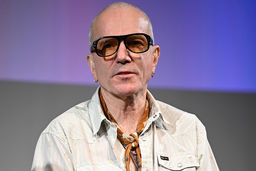 دفاع دی‌لوئیس از پل دانو