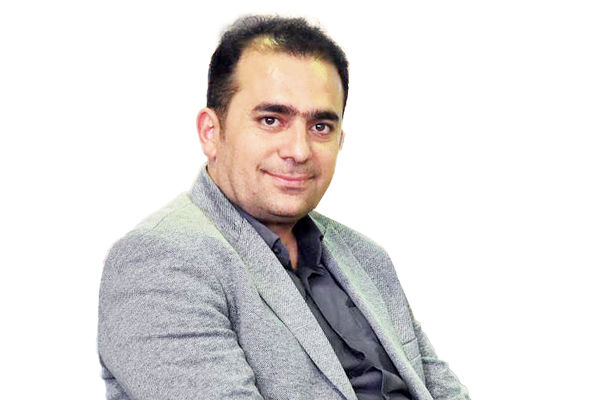 مصطفی عربی فعال سیاسی اصلاح‌‎طلب در استان سمنان: استاندار آرامش سیاسی را در سمنان حاکم کرد