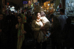 در ورطه امید و ناامیدی/گفتارهایی درباره تاثیر امید بر زندگی اجتماعی، تغییر  و کمرنگ کردن خشونت  