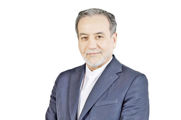 عراقچی: برنامه هسته‌ای ایران، وارداتی نیست که با بمباران از بین برود