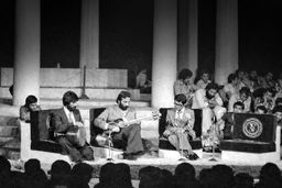 نغمه‌‏های پنهان استاد/نگاهی به کارنامه هنری محمدرضا شجریان و آثار منتشرنشده‌‏اش به‏‌بهانه انتشار دو اثر از او