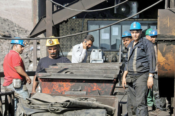 یک سالگی رنج کارگران معدنجو/گزارشی از آخرین وضعیت تعدادی از مصدومان انفجار طبس یک‌‌سال بعد از حادثه