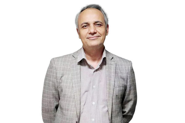 احمد زیدآبادی روزنامه‌نگار و تحلیلگر سیاسی در گفت‏‌وگو با هم‌میهن:مشکل اصلی قبل از تصمیم‌‏گیران پایگاه اجتماعی آنهاست