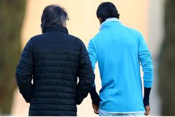 نشست رضاییان و کادر فنی استقلال در تمرین امروز