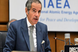 مدیرکل آژانس بر گسترش تماس با وزیر خارجه ایران تأکید کرد