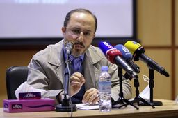 خلجی: مشکل از قلدران جهانی است نه جمهوری اسلامی