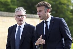 تاکید مکرون و استارمر بر لزوم توافق قوی هسته‌ای با ایران