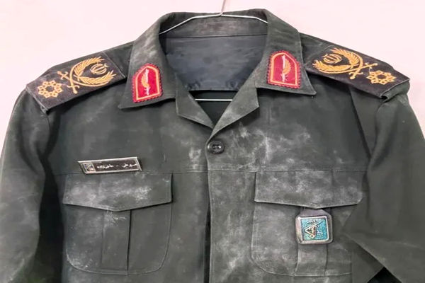 لباس خاکیِ سپاهی/بررسی زندگی و سخنان سردار امیرعلی حاجی‌‎زاده فرمانده شهید هوافضای سپاه