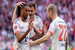 خلاصه بازی مونشن گلادباخ و بایرن مونیخ 