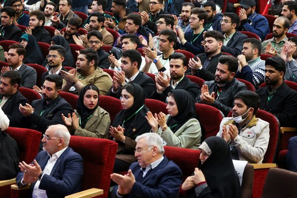 مکانی فراتر از سخنرانی‌/ درباره جایگاه کنونی دانشگاه و آنچه باید باشد