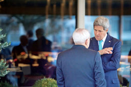 معامله به جای مقابله/آیا تهران می‏‌تواند از فرصت کوتاه باقی‏مانده تا بازگشت قطعنامه‌‏های شورای امنیت برای یک توافق موقت استفاده کند؟