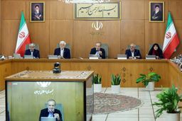 پزشکیان: ادای احترام ملی‌پوشان به پرچم ایران غرور ملی آفرید