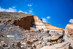 مرگ خاموش در ساریگل/گزارش هم‏‌میهن درباره معدن سرب و روی آلبلاغ در اسفراین که در شرایطی غیررسمی هرسال موجب کشته‌شدن کارگران می‏‌شود