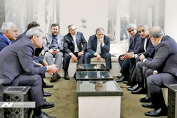 از همسویی تا سه‏‌گانگی /بررسی مواضع و بیانیه‏‌های احزاب و گروه‏‌های سیاسی درباره مذاکره ایران و آمریکا