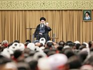 در دیدار با مردم قم به مناسبت قیام ۱۹ دی مطرح شد/ رهبری: وحدت خود را حفظ کنید