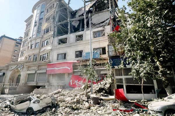 زیان جنگ/در پی حملات اسرائیل بیش از ۱۲۰ واحد مسکونی در تهران به‌طور کامل تخریب شد