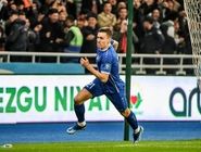 سرگیف با امضای قرارداد، مسافر نخستین اردوی خارجی شد

