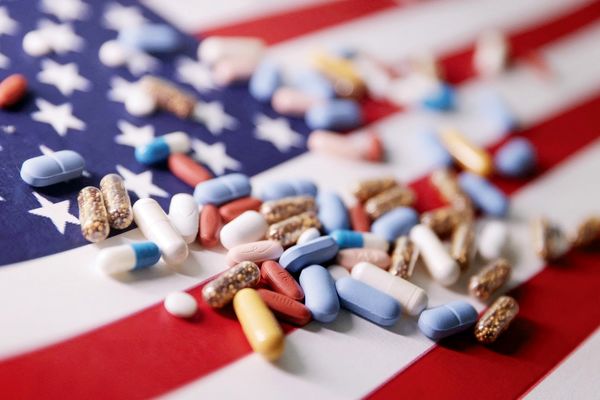 برابری درمان به سبک ترامپ/درباره اظهارات اخیر رئیس‌جمهور آمریکا که وعده کاهش 59 تا 90 درصدی قیمت دارو را داده است 