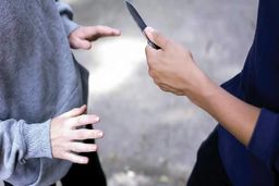 ویدئویی از زورگیری وحشیانه از دختر جوان در اسلامشهر 