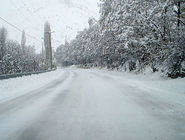 ویدئویی از بارش سنگین برف در ورزقان در آخرین روز تابستان